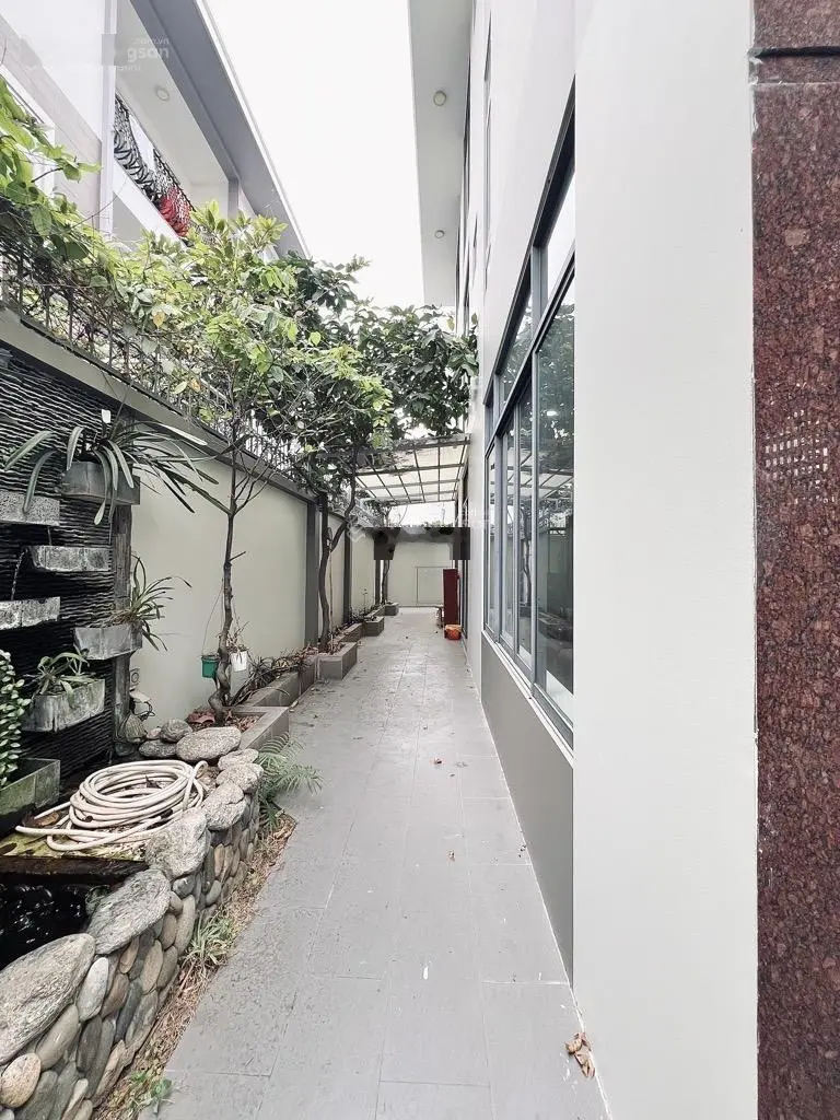 Bán BT 6PN 4WC đẹp, 180m2, D11, p Phước Long B, Q9, HCM, 26,3 tỷ