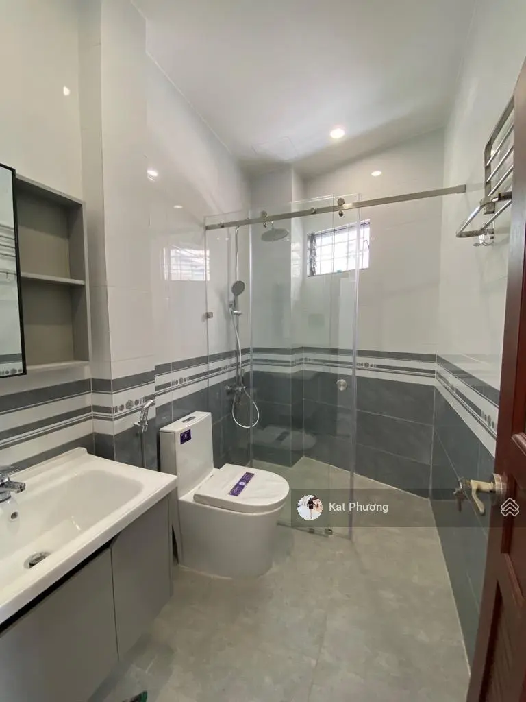 Nhà t.tâm P15, quận 10 nhỉnh 9 tỷ 77m2 4 tầng ngang 4.5m - dòng tiền 25triệu - gần Đh Bách Khoa HCM