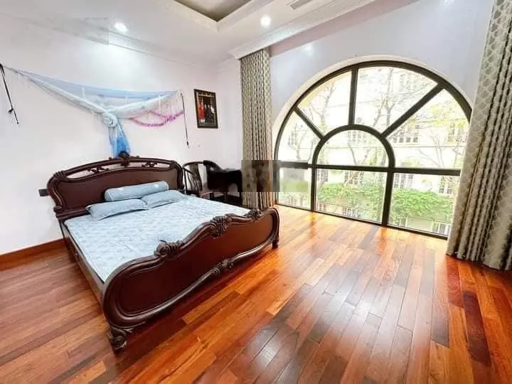 Bán biệt thự lô góc siêu đẹp Mỹ Đình, vị trí siêu đẹp. Giá nhỉnh 80 tỷ