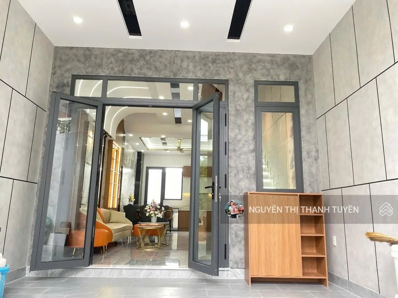 Siêu phẩm 4 tầng mới tinh đường 24 P.Linh Đông - DT chuẩn (4.35x15m) có Gara Ôtô Giá cực tốt