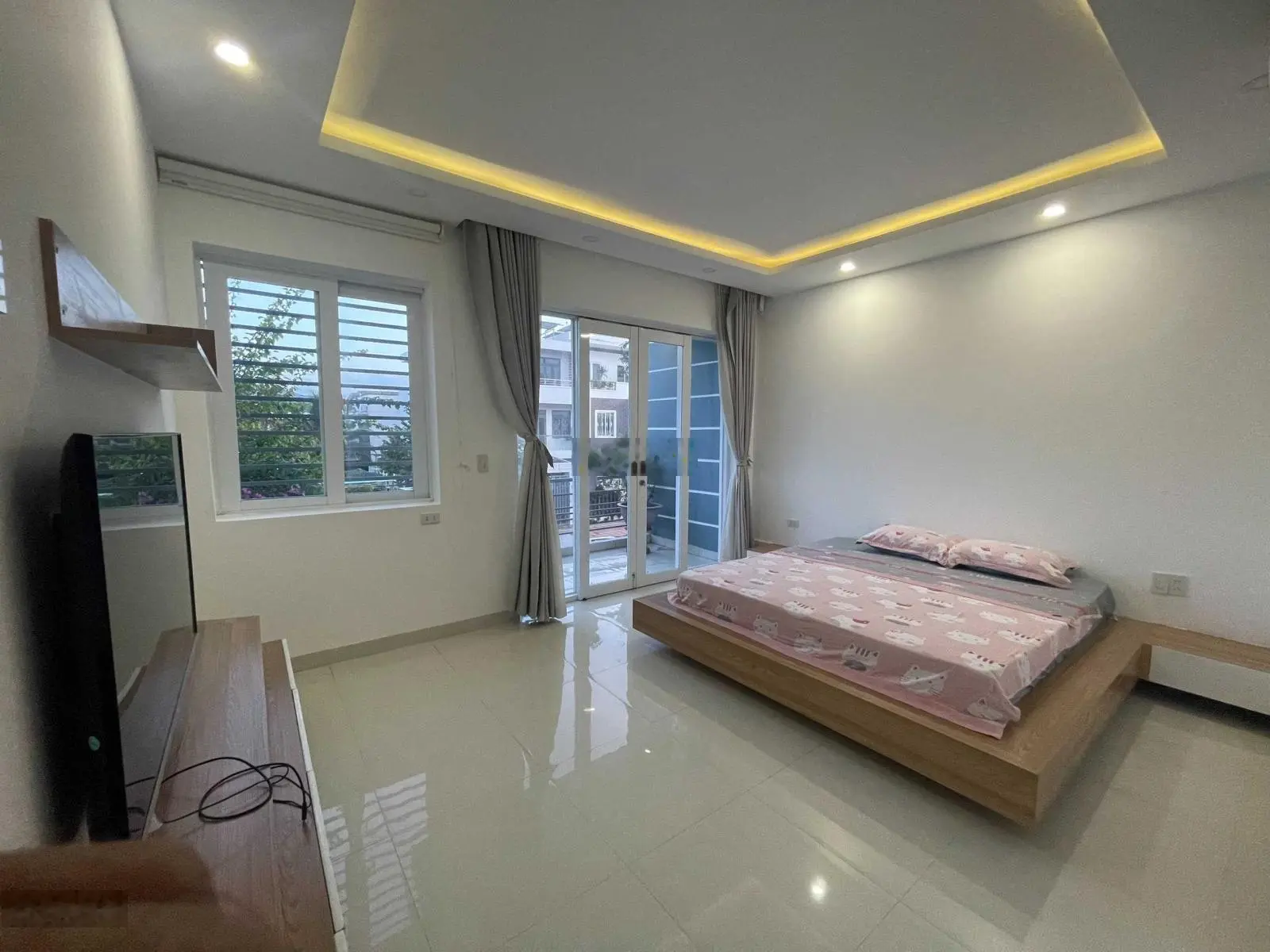Nhà 3 tầng KĐT Mỹ Gia có sổ hồng chỉ 6,2 tỷ full nôị thất. LH: 0931 800 ***