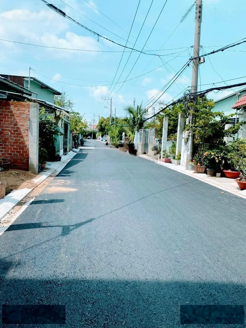 Siêu hot! Đất MTĐ Nguyễn Trung Trực, Long Đức, Trà Vinh, DT125m2/600tr, SHR, gần trg Cao đẳng nghề