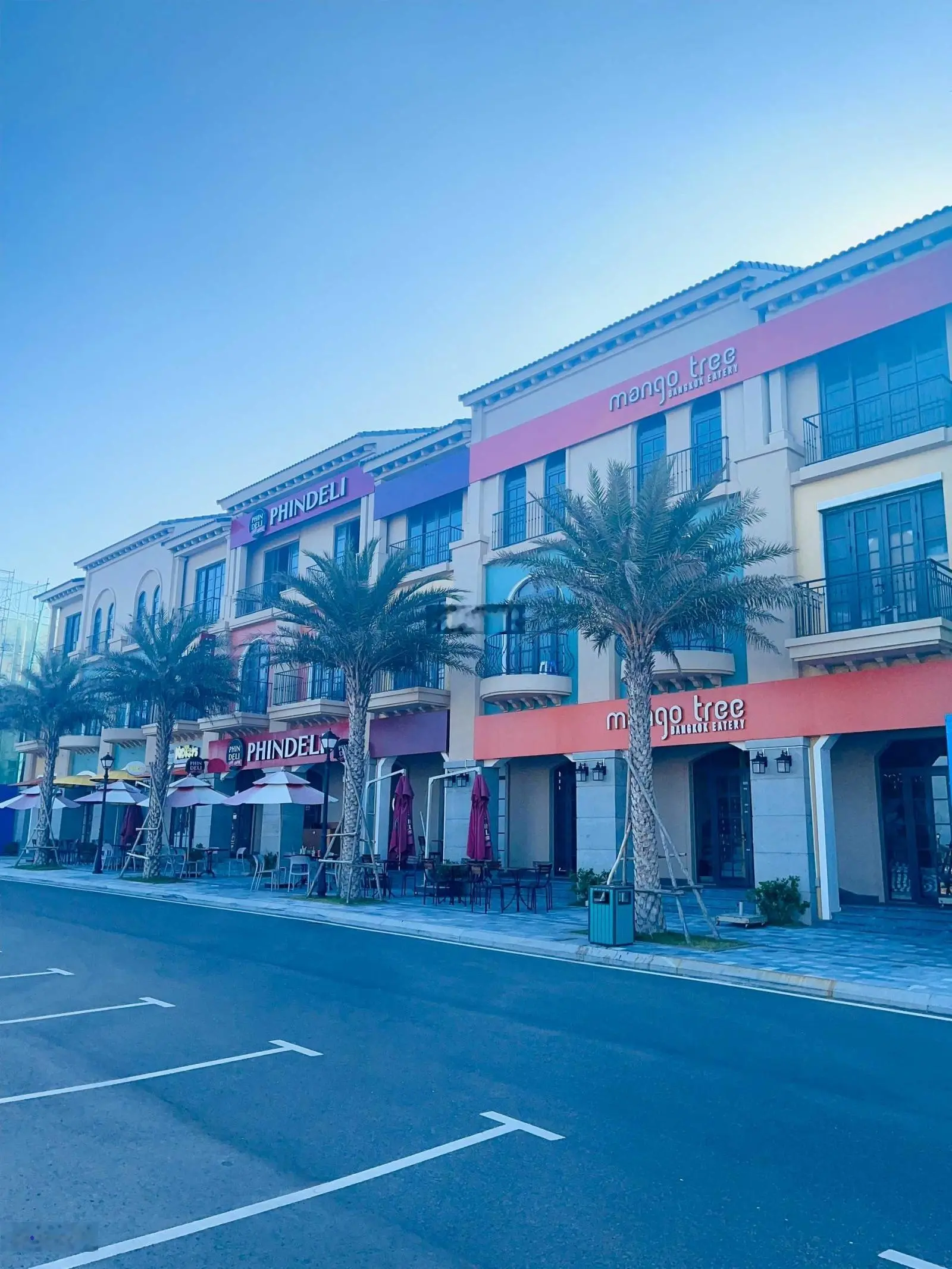Ngộp quá cần bán gấp shophouse (mặt tiền biển và mặt tiền phố đi bộ) tại NovaWorld Phan Thiết 5tỷ1