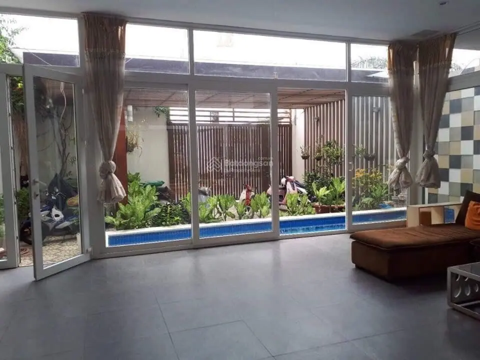 Biệt thự mặt tiền đường Tân Xuân 1 (Ấp Đình), Hóc Môn Tp. Hồ Chí Minhh