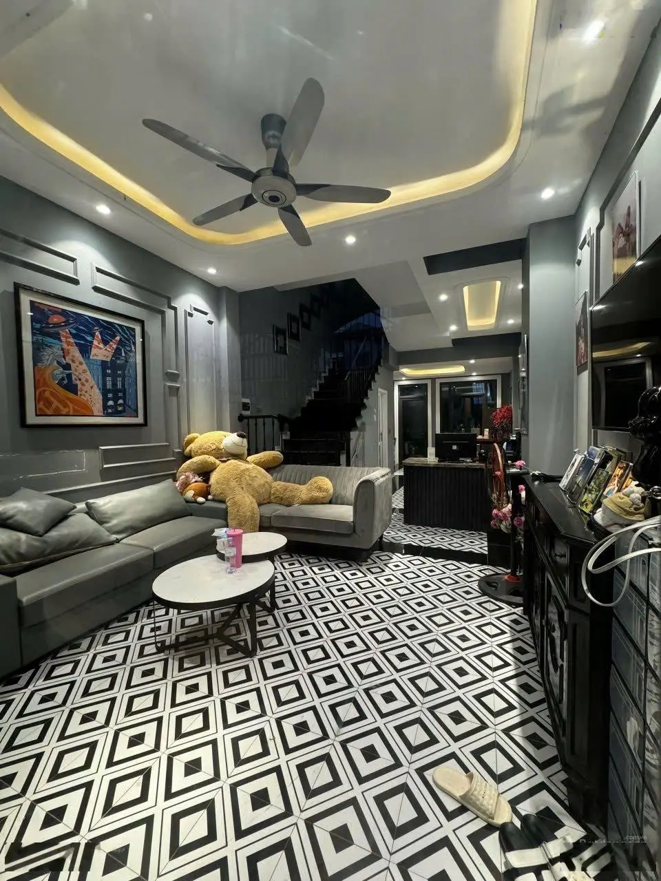 Chính chủ bán gấp nhà mới xây 3 tầng hiện đại Minh Quyết, Khai Quang 89,6m đủ đồ đẹp SĐCC 2,7 tỷ