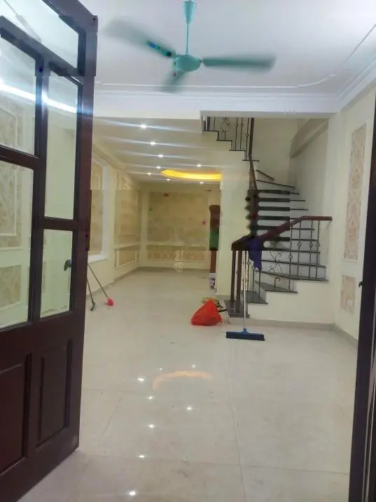 Bán nhà Vĩnh Ninh DT 40m2, XD 5 tầng 4PN, ngõ ô tô nhà dân XD giá 3.65 tỷ, LH 0985 636 ***
