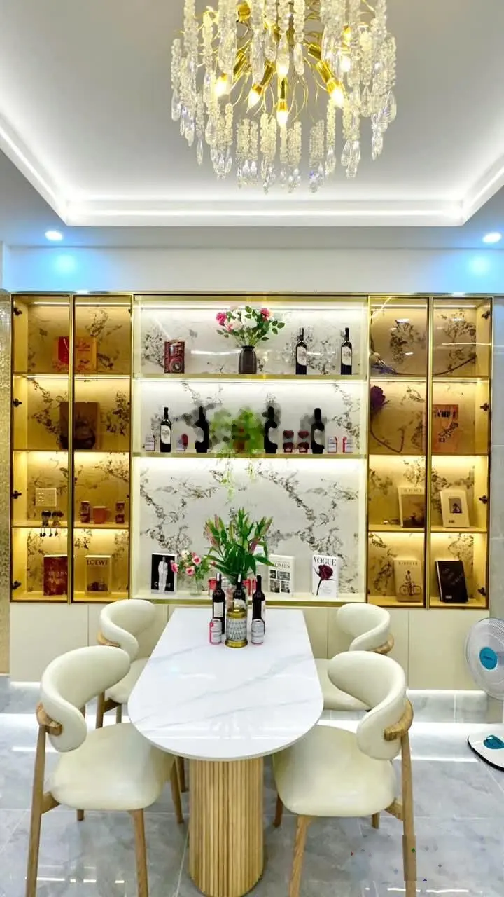 Chủ ngộp cần bán gấp căn Nguyễn Đình Chiểu, Phường 3, Quận 3. DT 52m2