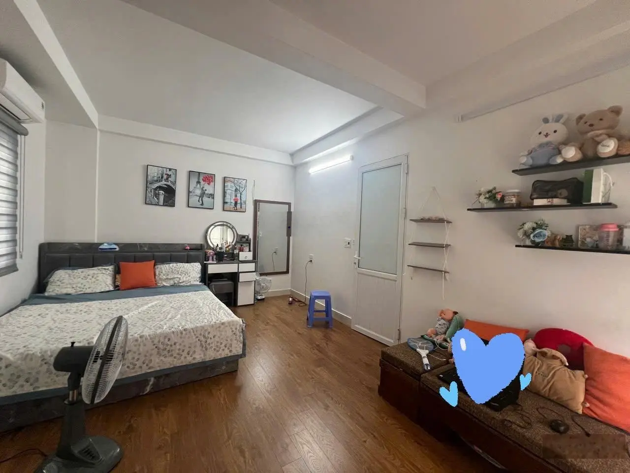 Tổ 2 Yên Nghĩa, cách QL6 khoảng 100m .Chỉ hơn 4 tỷ, lô góc 34m 4T, Nhà đẹp, ở ngay .