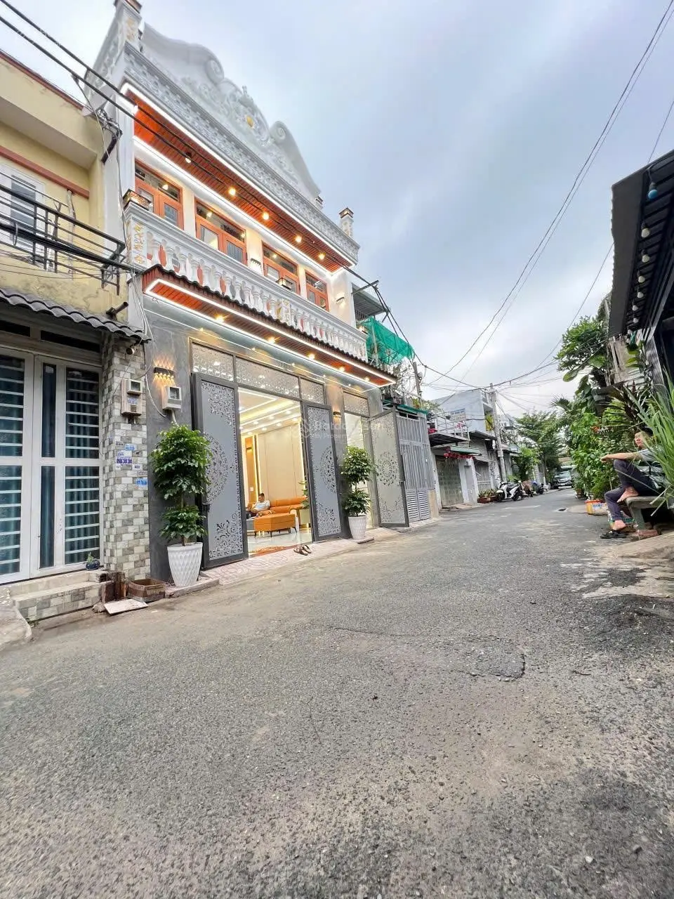 Kẹt tiền bán Nhà 1/ Đường Trần Đại Nghĩa Ngay Vòng Xoay An Lạc (6x19) Giá 1 tỷ 550tr Cách Chợ 100m