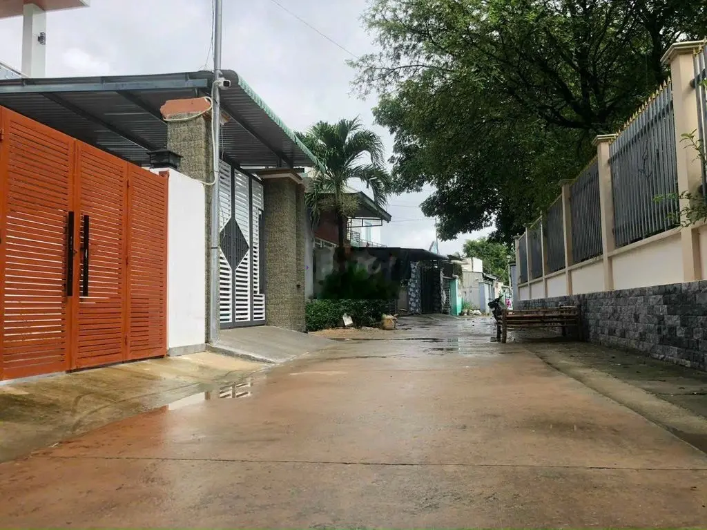 Gia Đình Chuyển Về Quê Ở. Có Lô Đất Mới Mua Cần Bán Lại Ngay KCN