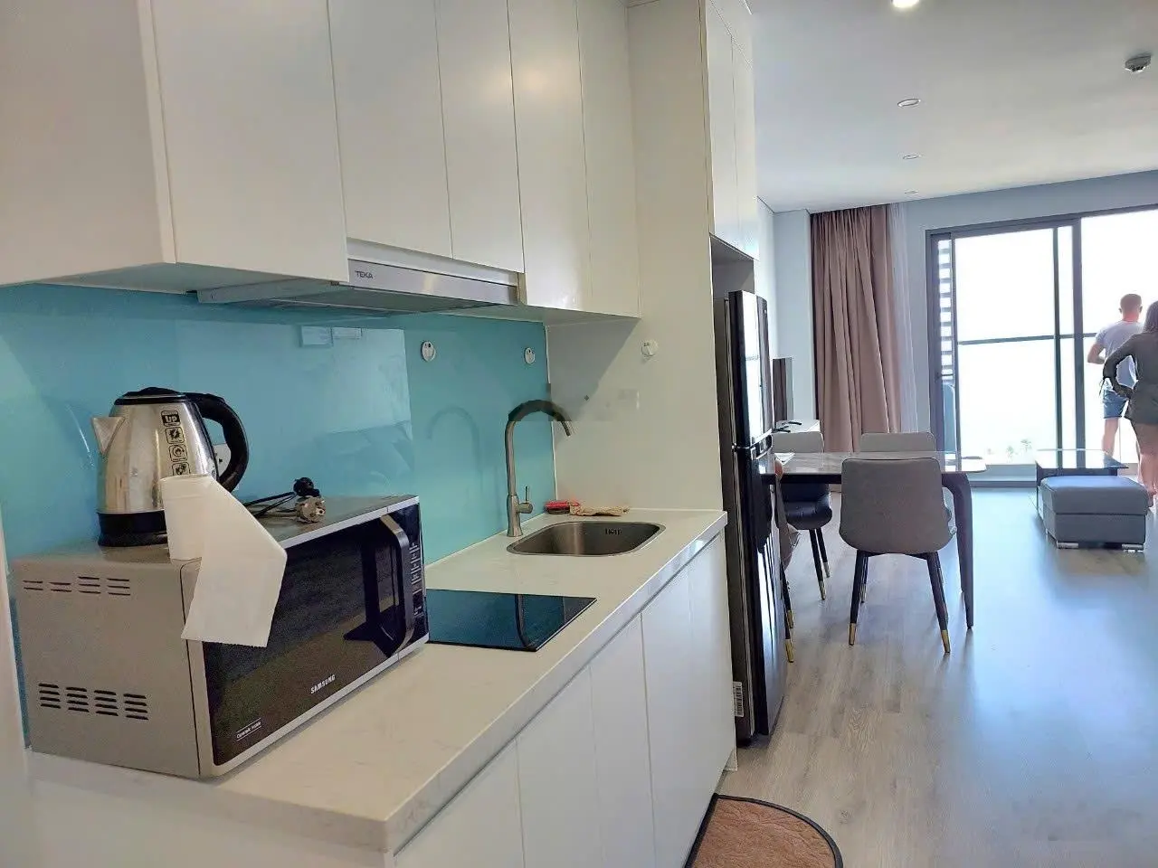 BÁN CĂN HỘ VIEW CHÍNH BIỂN ĐẸP MÊ HỒN 02PN 02WC 76,5M2 TẠI MARINA SUITES NHA TRANG GIÁ 3,3 TỶ