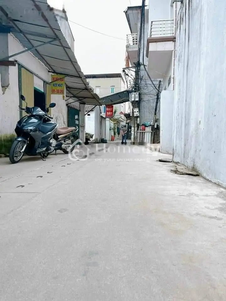 Bán nhà 2 tầng Yên Lãng, lô góc, đường ô tô, đang cho thuê thu nhập đều 8tr/tháng