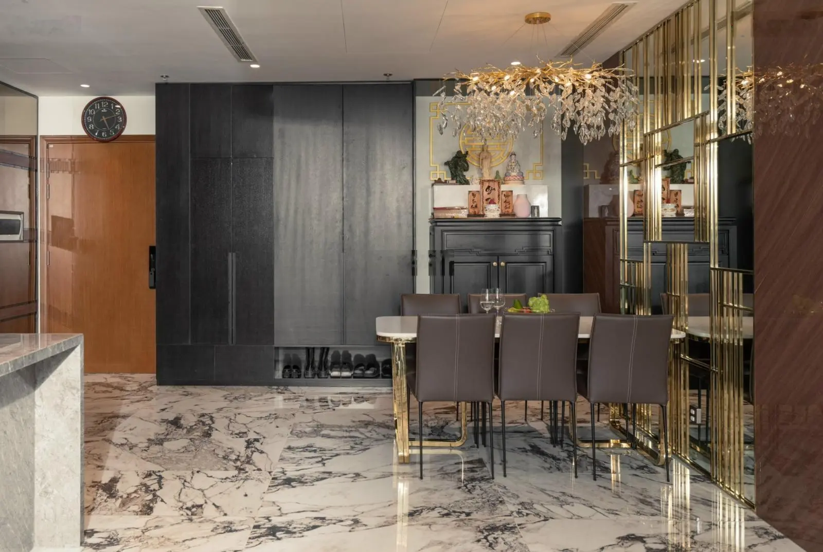 Bán CHCC Flemington, Q. 11, DT: 97m2, 3PN, 2wc giá: 7.1 tỷ. LH: 0939 586 *** Thanh Tùng