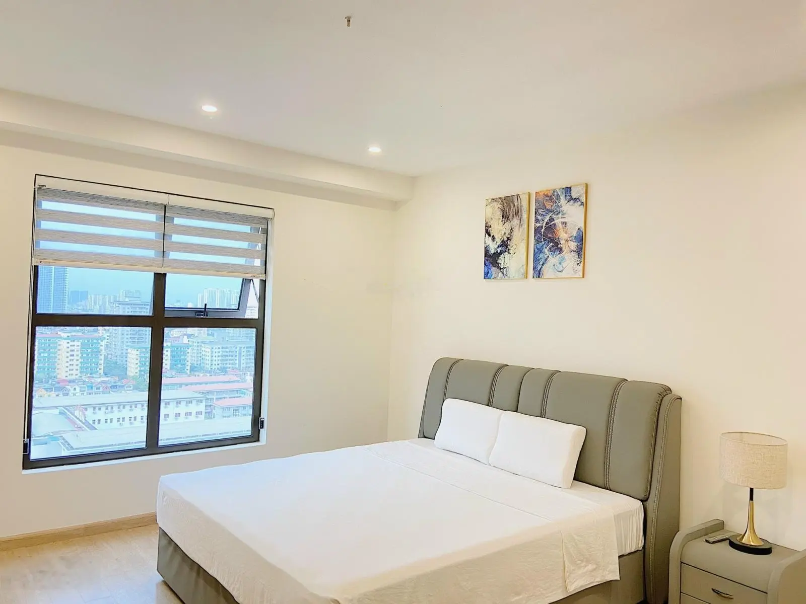 Chính chủ bán căn hộ Florence 77m2, 4.9 tỷ, full nội thất, liên hệ em Thùy: 0977 986 ***