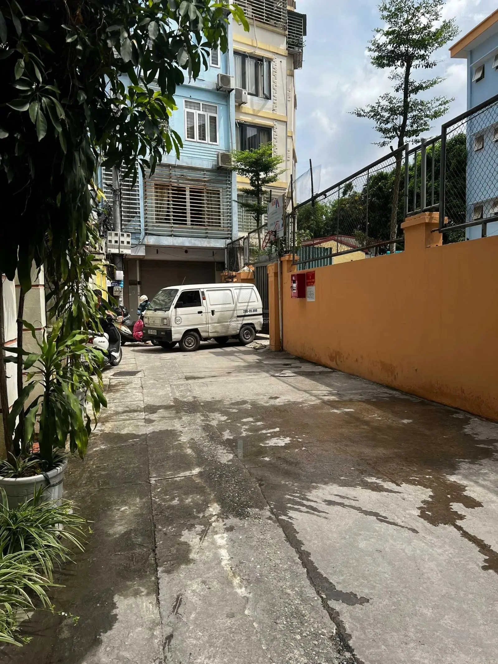 Chính chủ bán nhà 6 tầng thang máy phố Chính Kinh ô tô cách nhà 10m giá 9.9 tỷ Lh 0964 298 ***