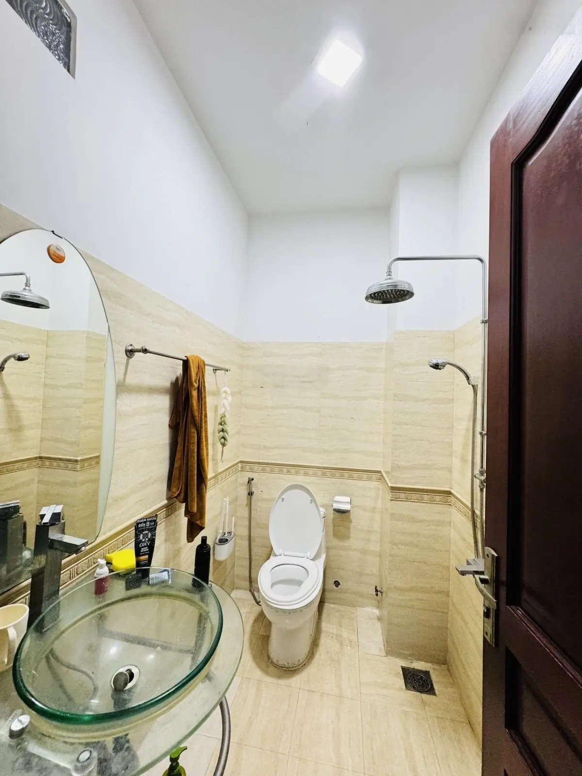 Nhà mới 4PN, 5WC, hẻm oto, thuận tiện mua ở, khu dân trí cao