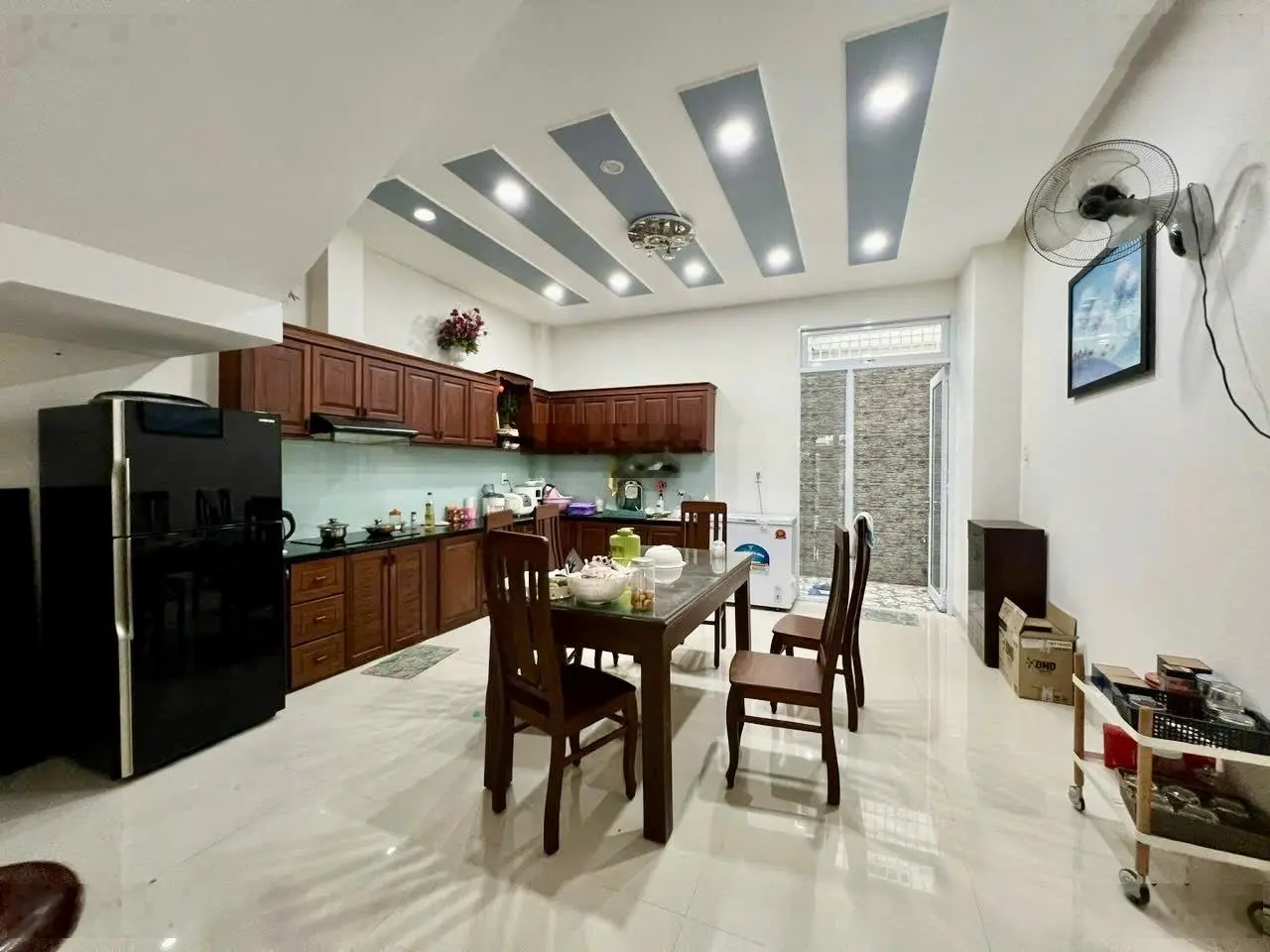 Bán nhà KĐT Hà Quang 1 full nội thất / nhà 4 tầng thiết kế thoáng đẹp / Sổ đỏ đã hoàn công Alo Em