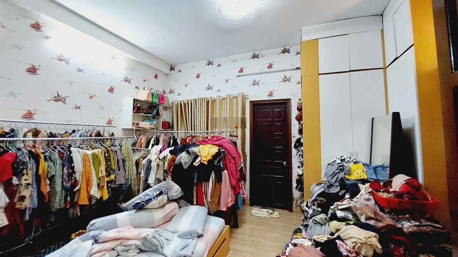 Nhà 3 tầng, Đỗ Xuân Hợp, Phước Long B, 78m2, chỉ 6.x tỷ, sổ hồng riêng