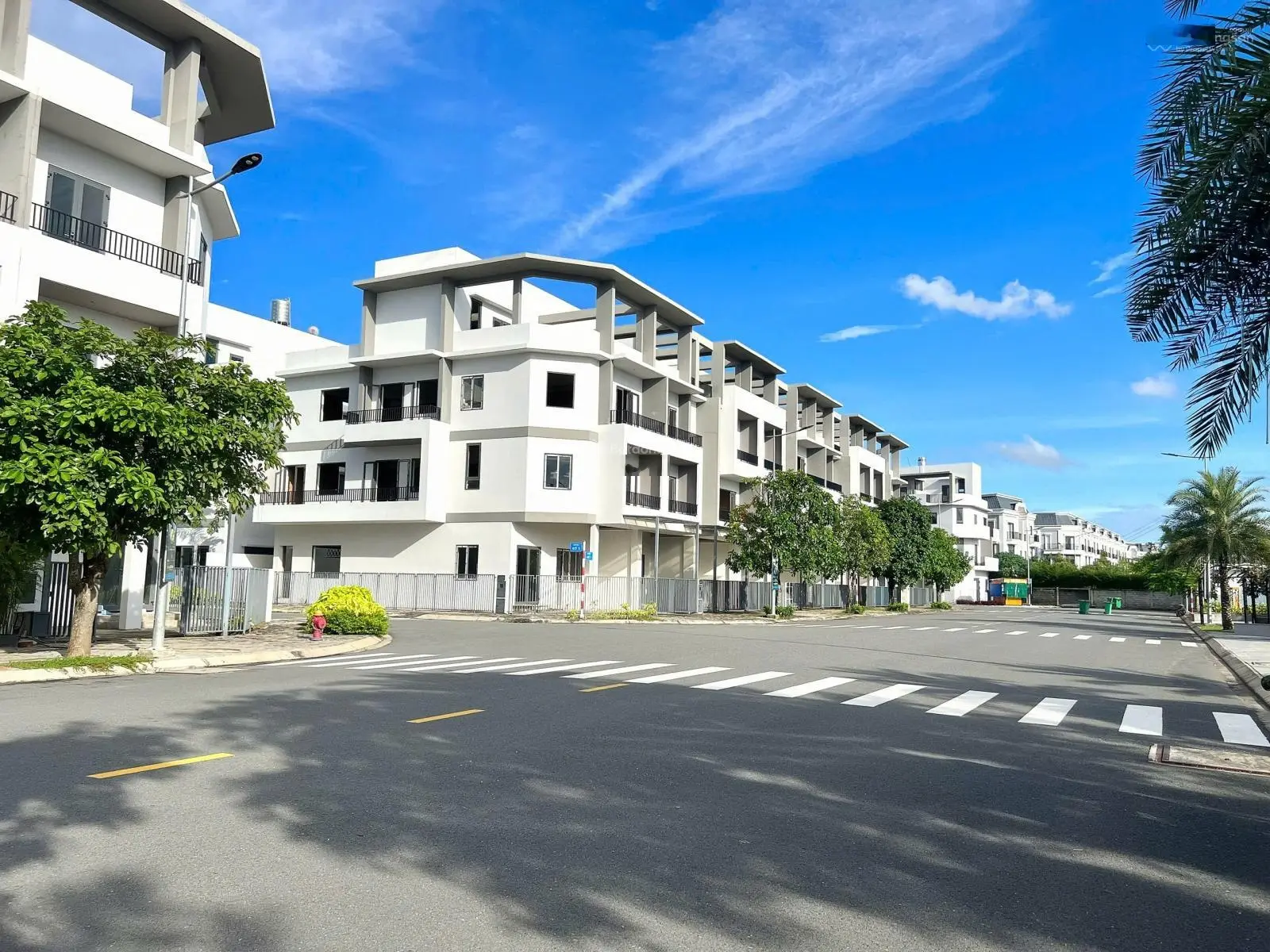 Mở Bán Siêu Phẩm giới Hạn - MT sông sở hữu ngay Bến Du Thuyền đẳng cấp, cam kết thuê đến 45tr/th