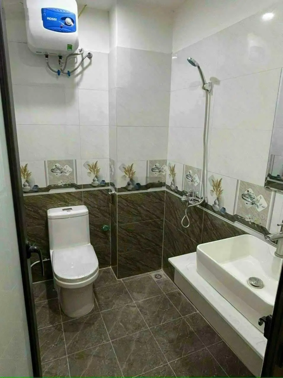 Bán gấp nhà 3 tầng đường gần ô tô dân xây full nội thất tại Cựu Quán, Đức Thượng Hoài Đức
