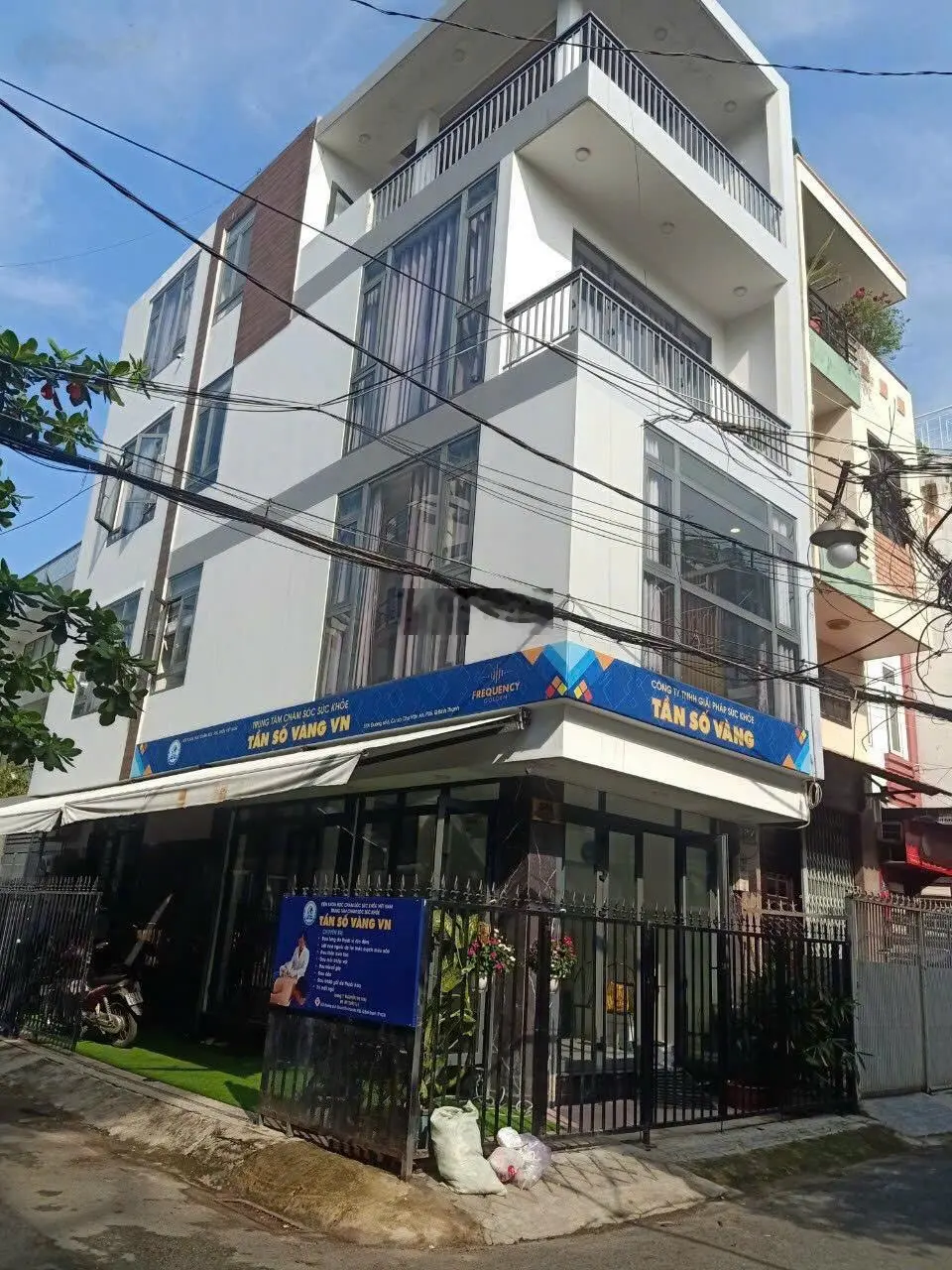 Bán nhà căn góc 2MT Phan Văn Trị, Phường 11, Bình Thạnh (DT: 5mx15m) & 4 tầng - giá 10tỷ TL