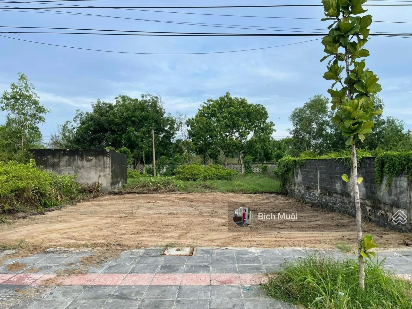 Kẹt vốn bán gấp lô đất mặt tiền đường tại Trường An, TP. Vĩnh Long với giá chỉ 125m2 (SHR)