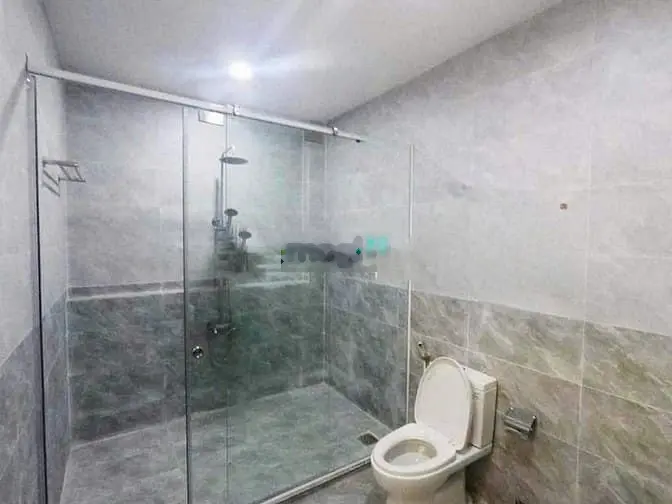 Siêu Hot !! Bán Nhà Phố NGUYỄN BÁ HUÂN, TD, Q2 DT 210 m2 37 TỶ