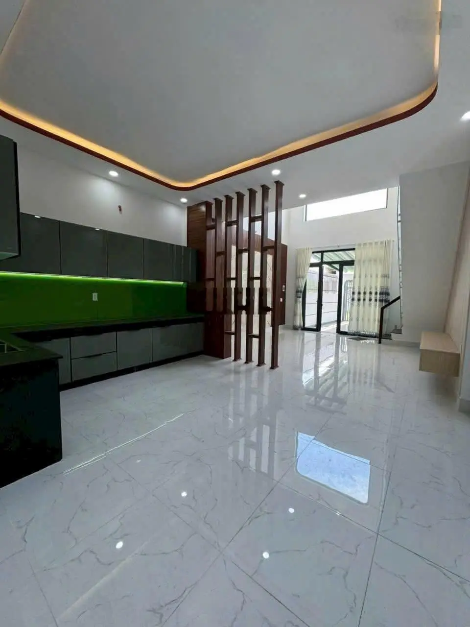 Chính Chủ Cần Bán 1 Trệt 1 Lầu Chỉ 2 tỷ 250Tr / ngay TT Đức Hòa , Long An