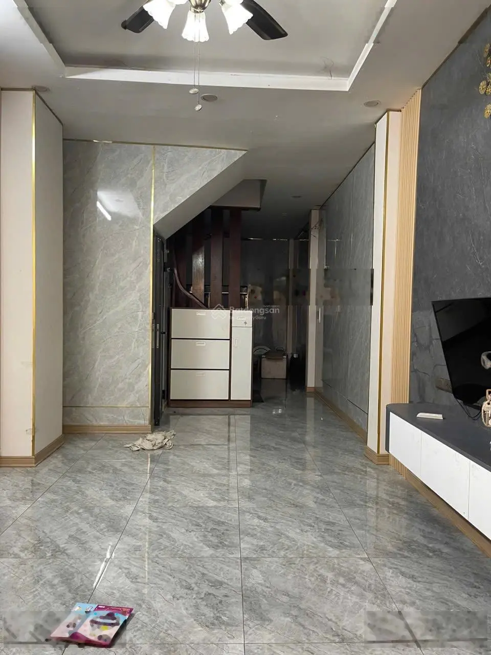 Nhà 4 tầng ngõ ô tô tránh, cách Aeon Hà Đông 200m, giá 5,6 tỷ sổ Hồng cất két, sang tên ngay