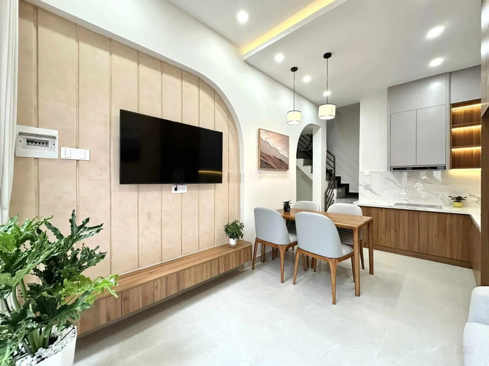 Giá chỉ 4,7 tỷ- nhà đẹp sát quận 1 lê văn duyệt, bình thạnh- 2 tầng 3 phòng ngủ full nội thất