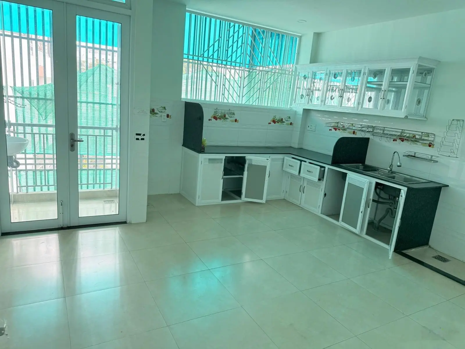 Hạ giá bán gấp chỉ 11 tỷ 800tr. Bán nhà 4 tầng mặt tiền đường A2 Văn Tiến Dũng KĐT VCN Phước Hải