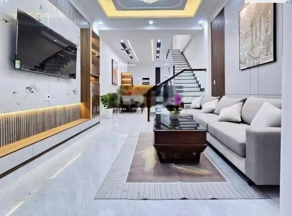 Bán gấp nhà Bùi Đình Túy, P24, Bình Thạnh, DT 50,4 m2, SHR, pháp lí chuẩn. Giá 2,4 tỷ