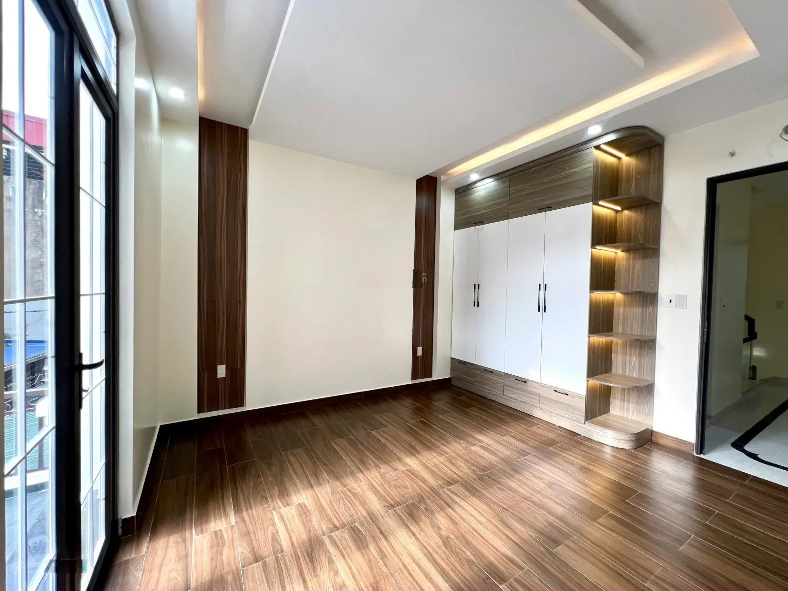 Bán nhà riêng view đẹp tại phường Dư Hàng Kênh, giá tốt nhất chỉ 4,68 tỷ VND, 65m2