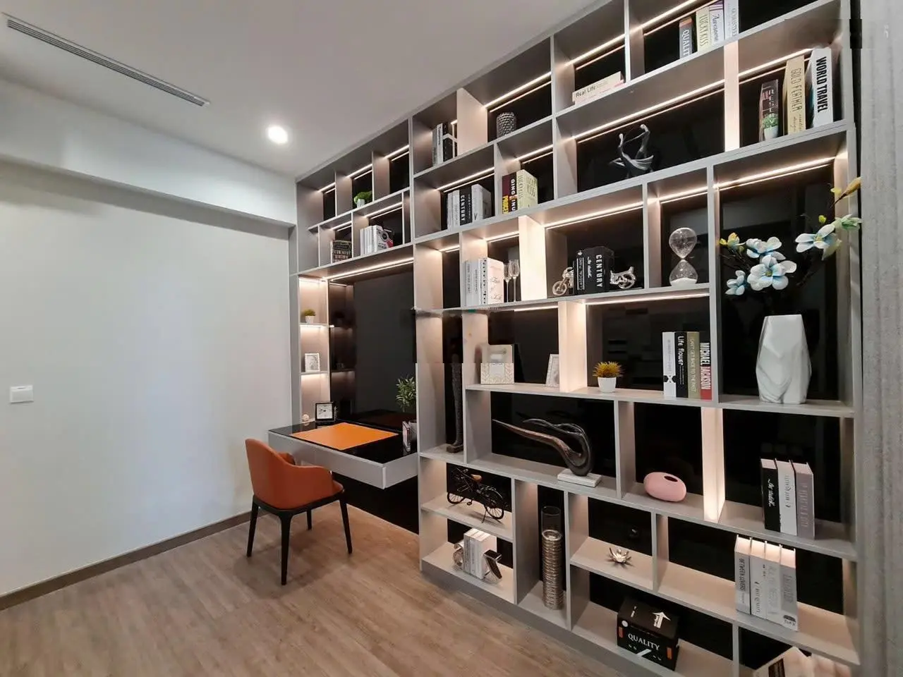 Bán căn hộ Celesta Rise Nguyễn Hữu Thọ ngay cạnh Phú Mỹ Hưng 0917 579 ***