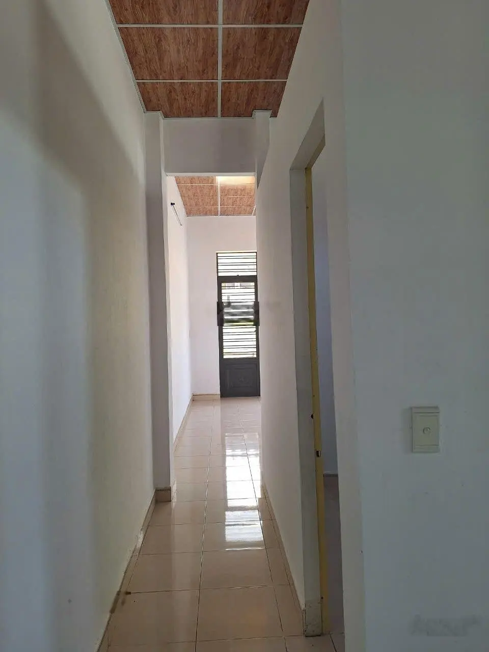 Bán nhà 2 tầng MT Hòa Minh mới sạch đẹp gần biển giá hợp lý