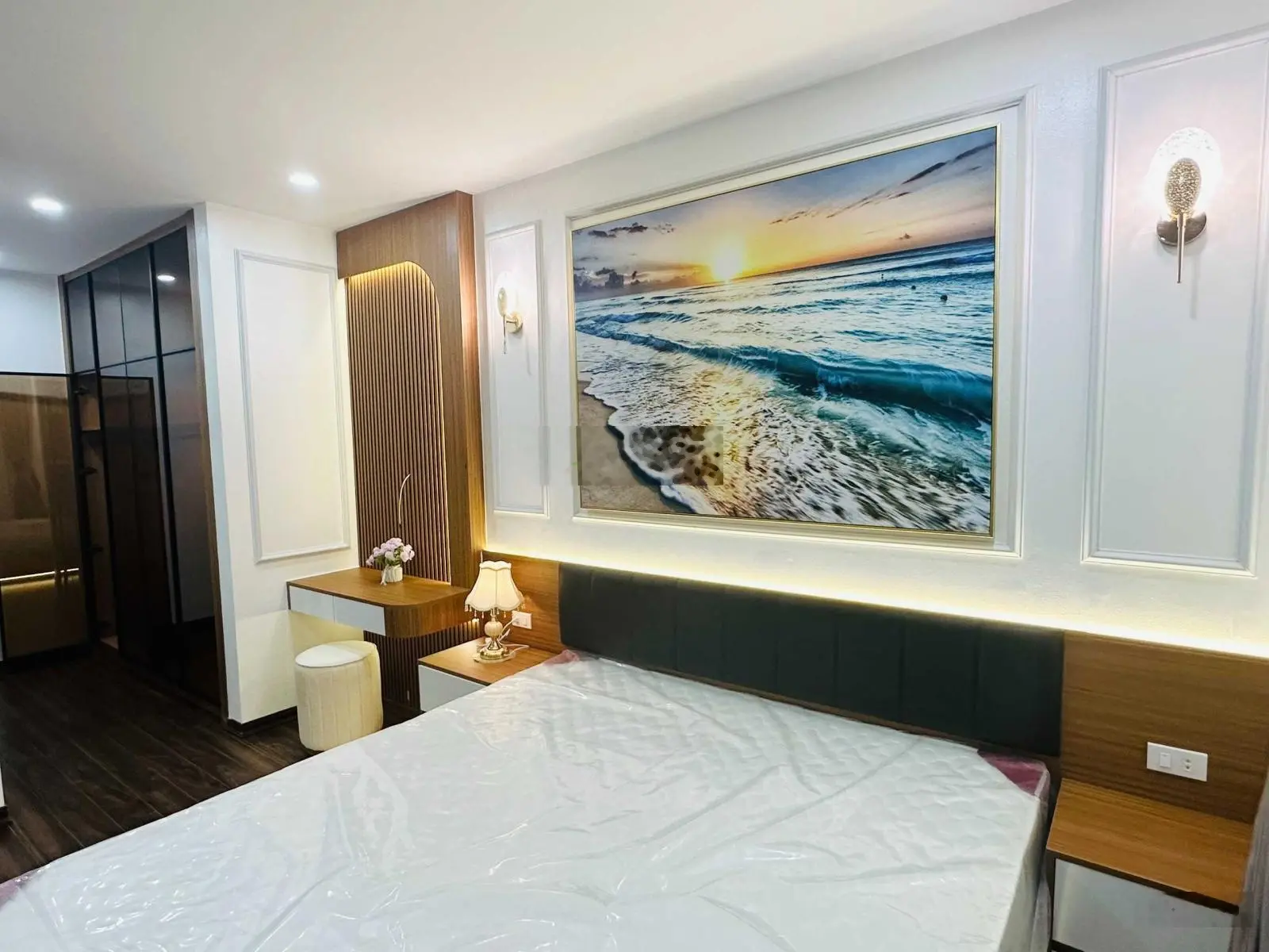 Bán CH 98m2 2N2W giá 6.25 tỷ tòa Chelsea Park phố Trung Kính, P Yên Hòa, Cầu Giấy
