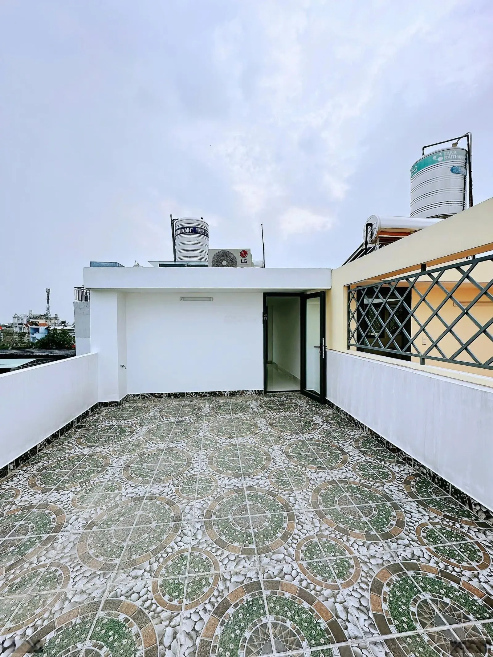 Nhà phố 3 lầu HXH đường Huỳnh Thị Đồng (hẻm 1979 cũ)