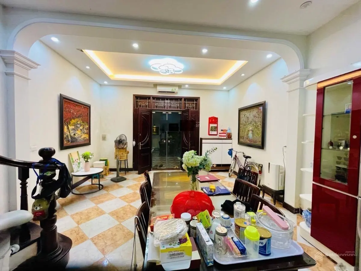 Bán nhà riêng 47m2 x 4 tầng Phố Thái Hà, Đống Đa, gần ô tô, nội thất xịn sò, nhà đẹp, giá hơn 8 tỷ