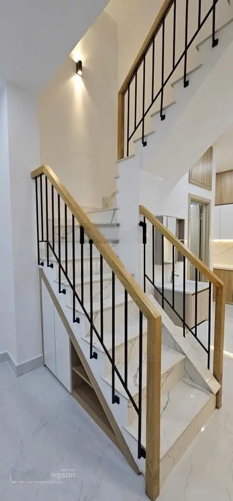 Chỉ 3,94 tỷ có nhà 5 tầng mới xây đẹp, đường Nguyễn Văn Đậu 18,2m2, 5 tầng, phường 5, chỉ 3,94 tỷ