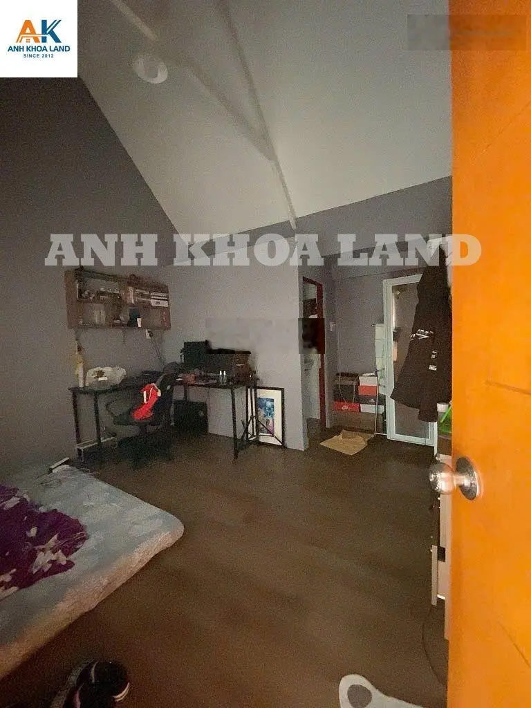 Bán gấp nhà 4 tầng MTKD 13 phòng thu 4tr/th. Mặt bằng trệt cho thuê 20tr/th. P. Linh Trung. 150.5m2