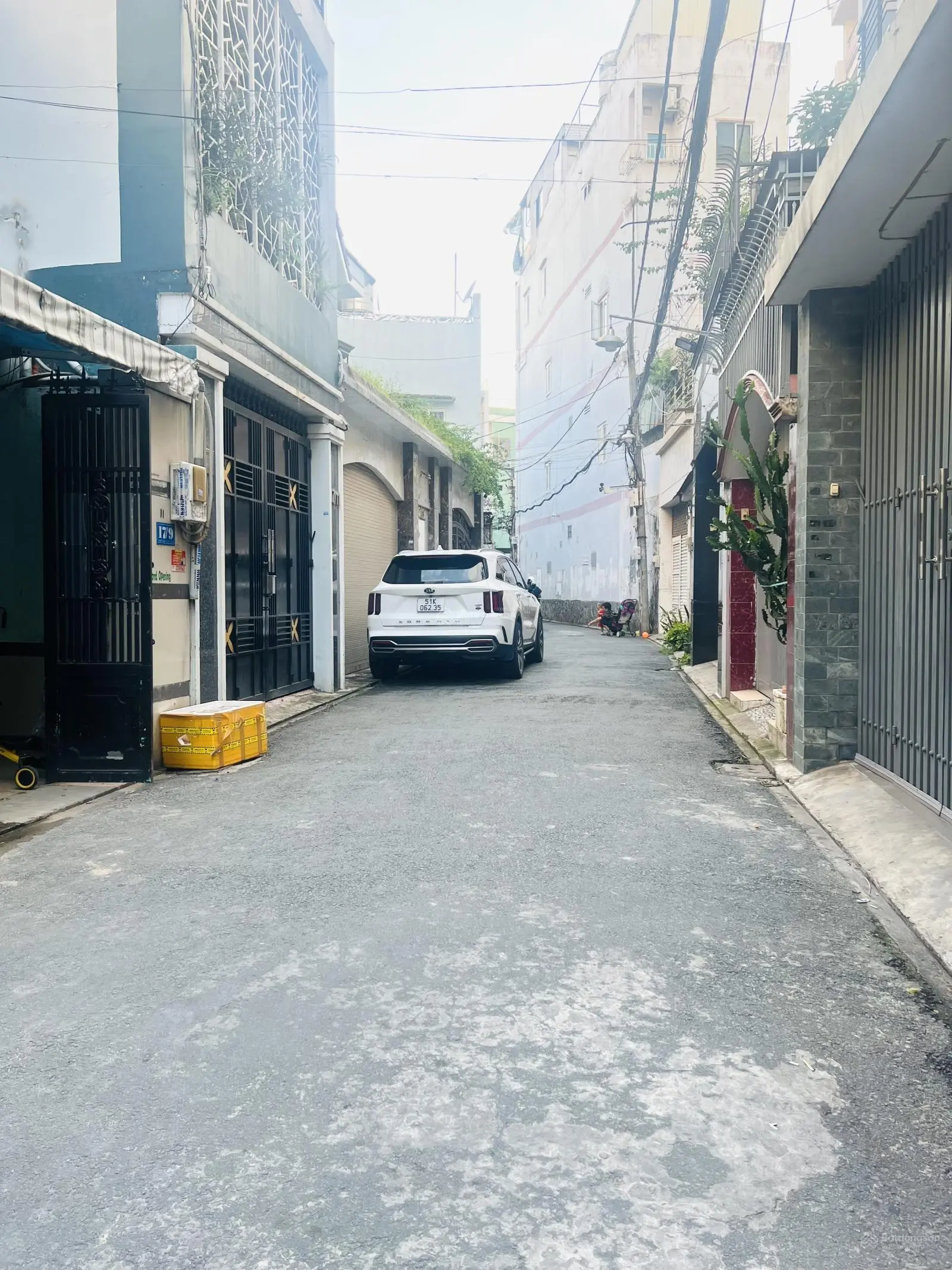 Nhà Khu VIP Sân Bay -100M2 -Ngang hiếm 5m - Hẻm Ô Tô Thông 7M - Ngay Đường Thăng Long P4, Tân Bình