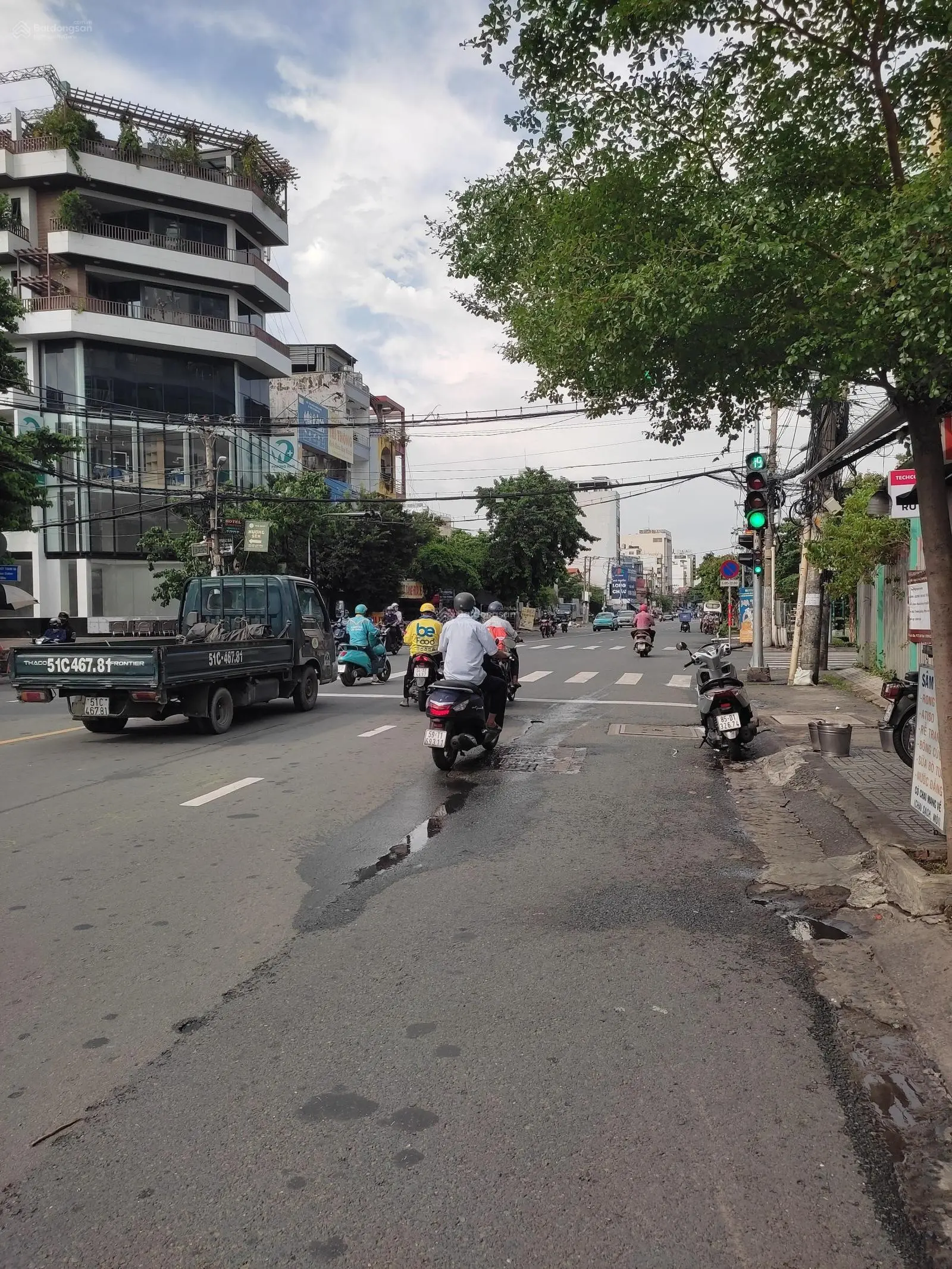 Bán nhà mặt tiền Bình Quới: (8,3x24,5) =203m2 - 3 tầng: 55 tỷ