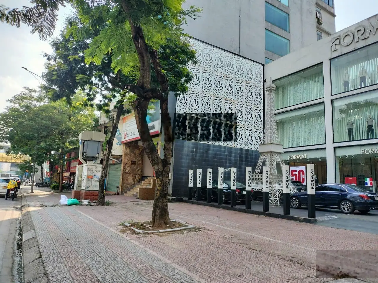 VIP! Nhà Mặt Phố Nguyễn Văn Cừ, Vị Trí Đẹp Cho Thuê 500 Triêụ/năm, 125M2, 3 Tầng, Mt 8m. Gía 56 tỷ.