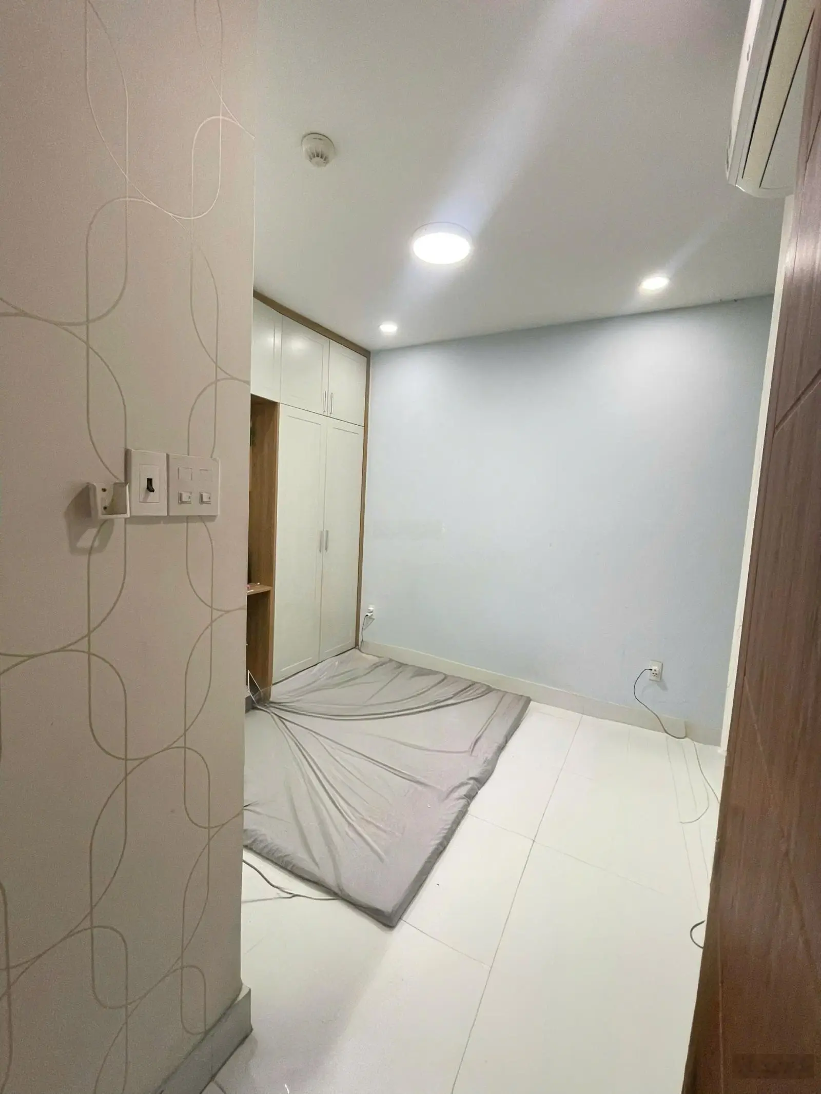 Gấp bán nhanh trong tháng, 2.6 tỷ căn 65m2, căn độc quyền, bao phí sang nhượng, chủ nhà mở cửa