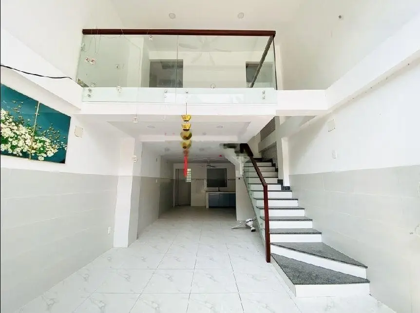 Nhà đẹp, khu đồng bộ. hxh, hồ văn tư, trường thọ, thủ đức. 60m2, nở hậu. 3 tầng btct. giá 6,5 tỷ