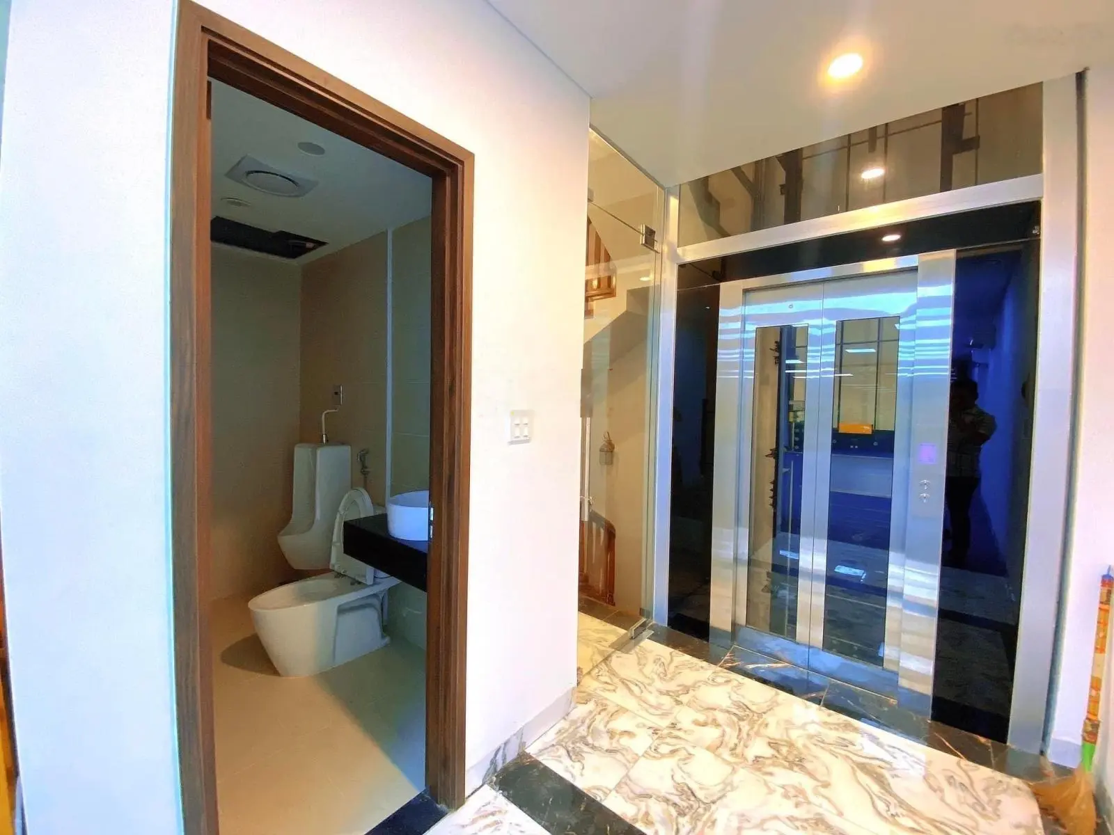 Đỉnh kịch! Xuân Quỳnh - mặt phố - kinh doanh - ô tô tránh - 82m2 - 7 tầng thang máy - 39.8 tỷ
