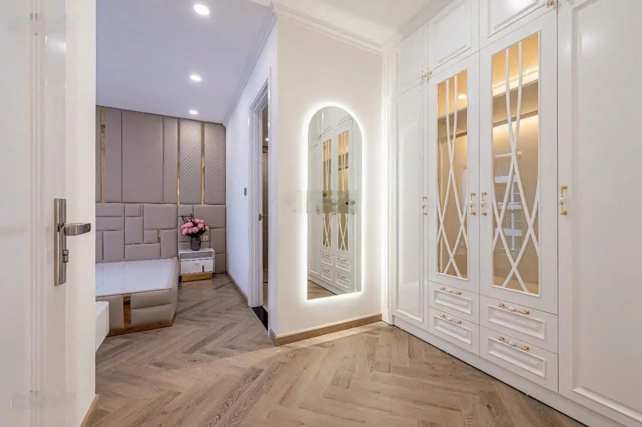 Cần bán CH cao cấp The Flemington, Q11, DT 97m2, 3PN, 2WC giá 6 tỷ sổ hồng, LH: 0902 369 ***