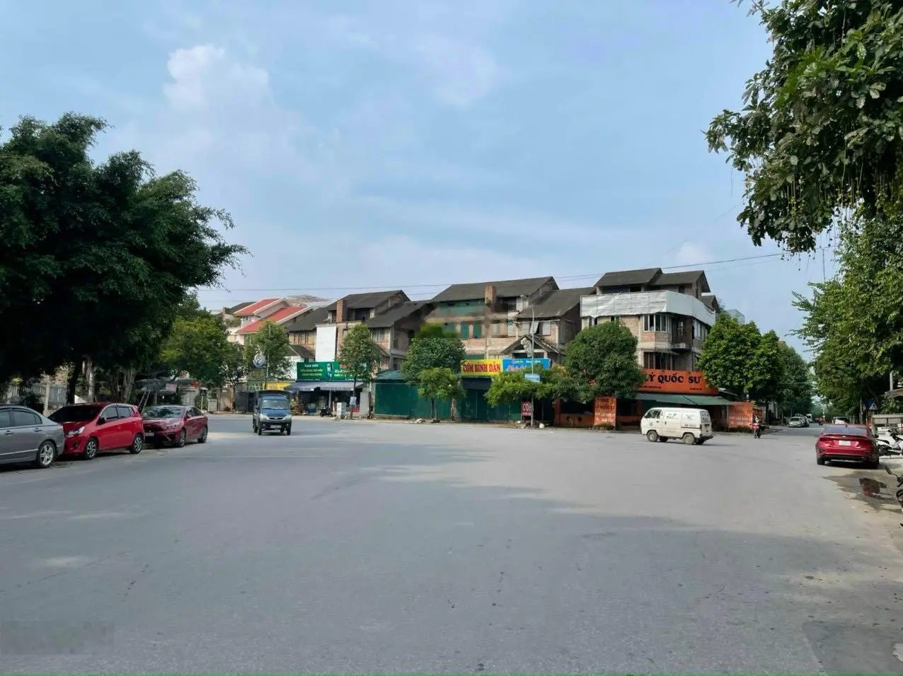 Bán toà chung cư mini chính chủ Phố Triều Khúc Thanh Xuân HN DT80m x 8 T =25 ph, LH: 0981 791 ***