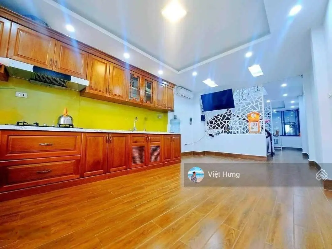 Chính chủ bán nhà phân lô Nguyễn Thị Định 52m2*5T cực đẹp. Vỉa hè ô tô tránh. Đang cho thuê 27tr/th