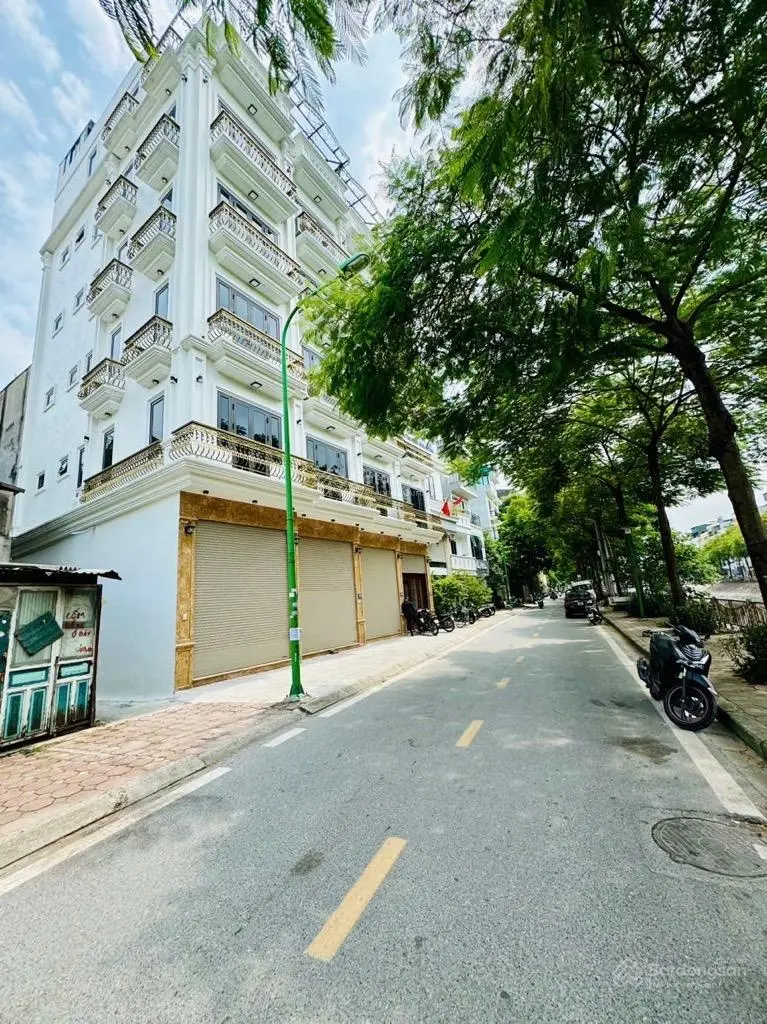 Ô tô tránh - kinh doanh sầm uất - 7 tầng thang máy - 1 mặt phố - 2 mặt ngõ - 2 thoáng vĩnh viễn